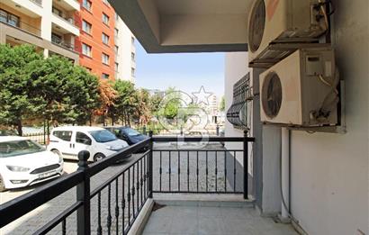 Bayraklı, Mansuroğlu Mahallesi'nde, Otoparklı, Satılık 2+1 Daire