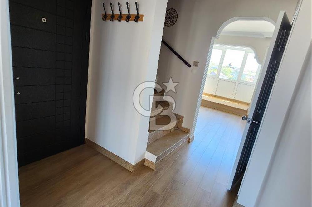 Bağlarbaşında Boğaz Manzaralı Dubleks Daire