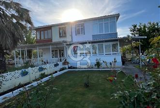 Biga Kumkent sitesinde satılık 4+1 bakımlı yazlık