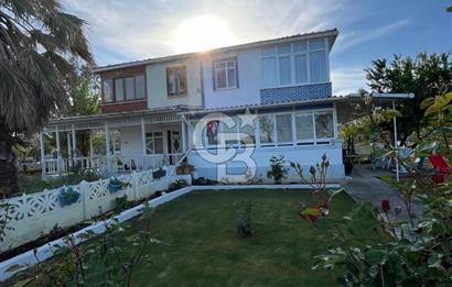 Biga Kumkent sitesinde satılık 4+1 bakımlı yazlık