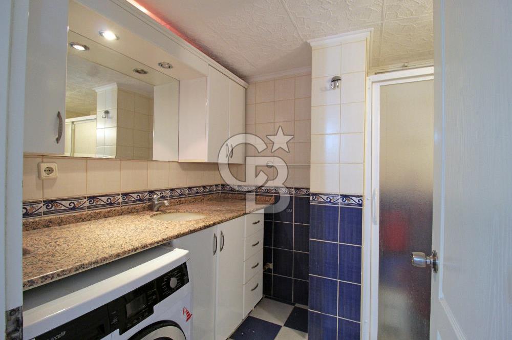 Bayraklı, Mansuroğlu Mahallesi'nde, Otoparklı, Satılık 2+1 Daire