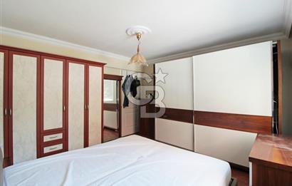 Bayraklı, Mansuroğlu Mahallesi'nde, Otoparklı, Satılık 2+1 Daire