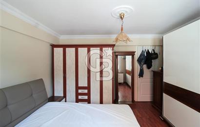 Bayraklı, Mansuroğlu Mahallesi'nde, Otoparklı, Satılık 2+1 Daire