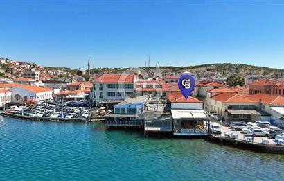 Ayvalık'ta,Eşsiz bir konumda, Denize sıfır,Satılık Emsalsiz Mülk