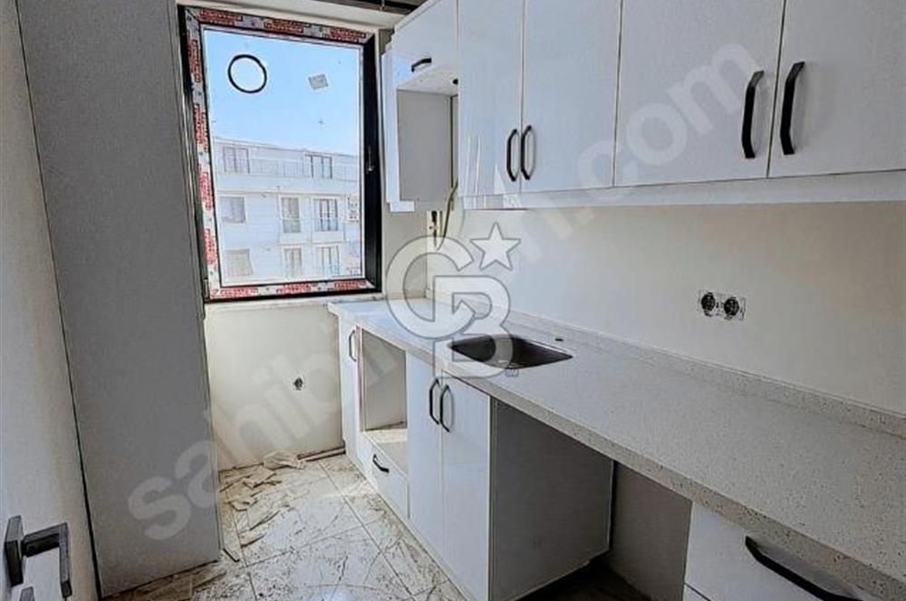 ATAŞEHİR'DE SATILIK PRESTİJLİ SIFIR BİNA