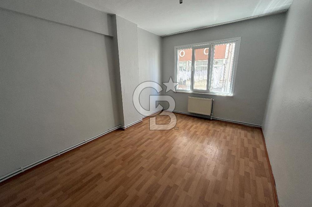 KOCAELİ KARAMÜRSEL 4 TEMMUZ MAHALLESİ SATILIK ARAKAT 3+1 DAİRE