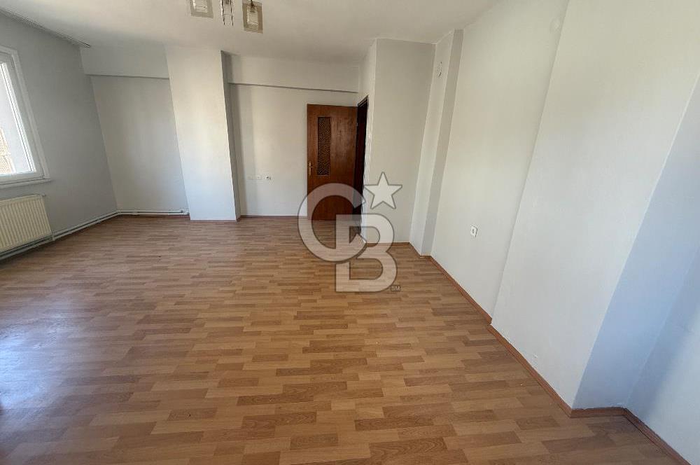 KOCAELİ KARAMÜRSEL 4 TEMMUZ MAHALLESİ SATILIK ARAKAT 3+1 DAİRE