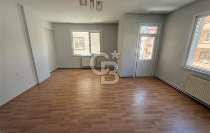 KOCAELİ KARAMÜRSEL 4 TEMMUZ MAHALLESİ SATILIK ARAKAT 3+1 DAİRE