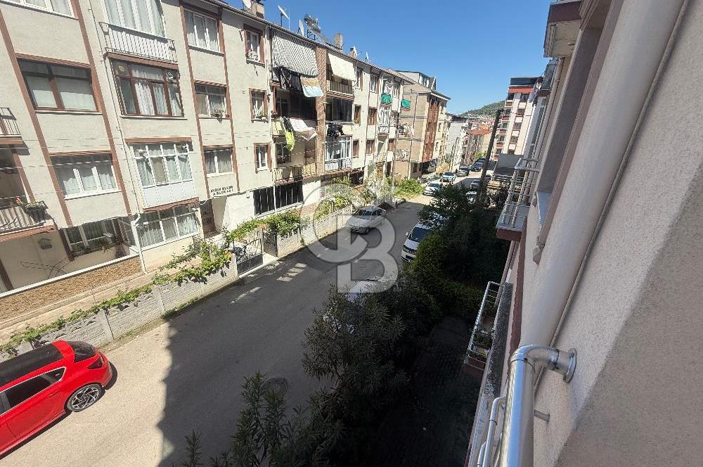 KOCAELİ KARAMÜRSEL 4 TEMMUZ MAHALLESİ SATILIK ARAKAT 3+1 DAİRE