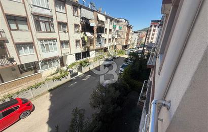 KOCAELİ KARAMÜRSEL 4 TEMMUZ MAHALLESİ SATILIK ARAKAT 3+1 DAİRE