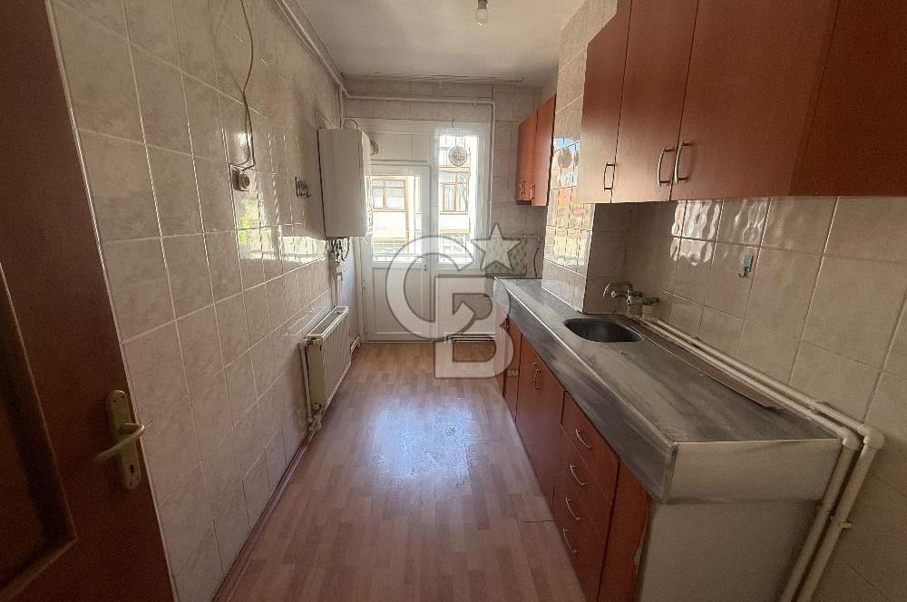KOCAELİ KARAMÜRSEL 4 TEMMUZ MAHALLESİ SATILIK ARAKAT 3+1 DAİRE