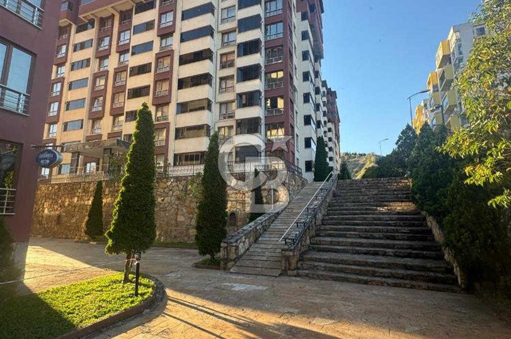 ÜNİVERSİTE MH.DE/GOLD REZİDANS'TA/HAVUZLU/BALKONLU EŞYALI 1+1