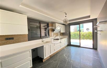 İZMİR TİRE’DE HAVUZLU SİTE İÇİNDE 4+1 SATILIK VİLLA