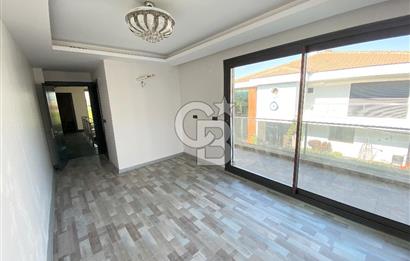 İZMİR TİRE’DE HAVUZLU SİTE İÇİNDE 4+1 SATILIK VİLLA