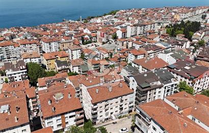 KOCAELİ KARAMÜRSEL 4 TEMMUZ MAHALLESİ SATILIK ARAKAT 3+1 DAİRE