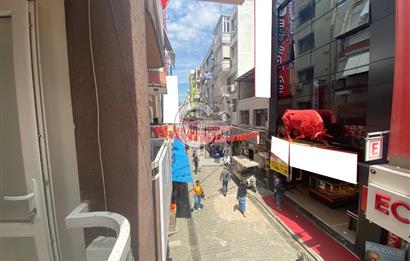 Karşıyaka Tuna Mah.’de Ayaydın Pasajı Kiralık 2+1 Ofis