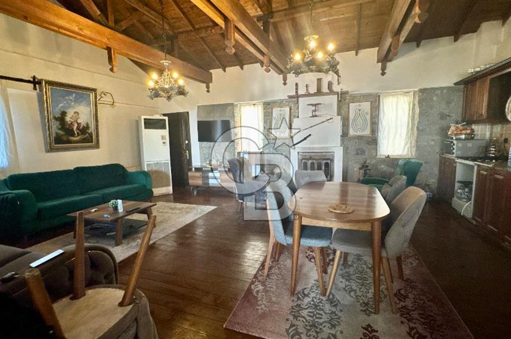 Selçuk Manzaralı, Müştemilatlı Satılık 3+1 Villa