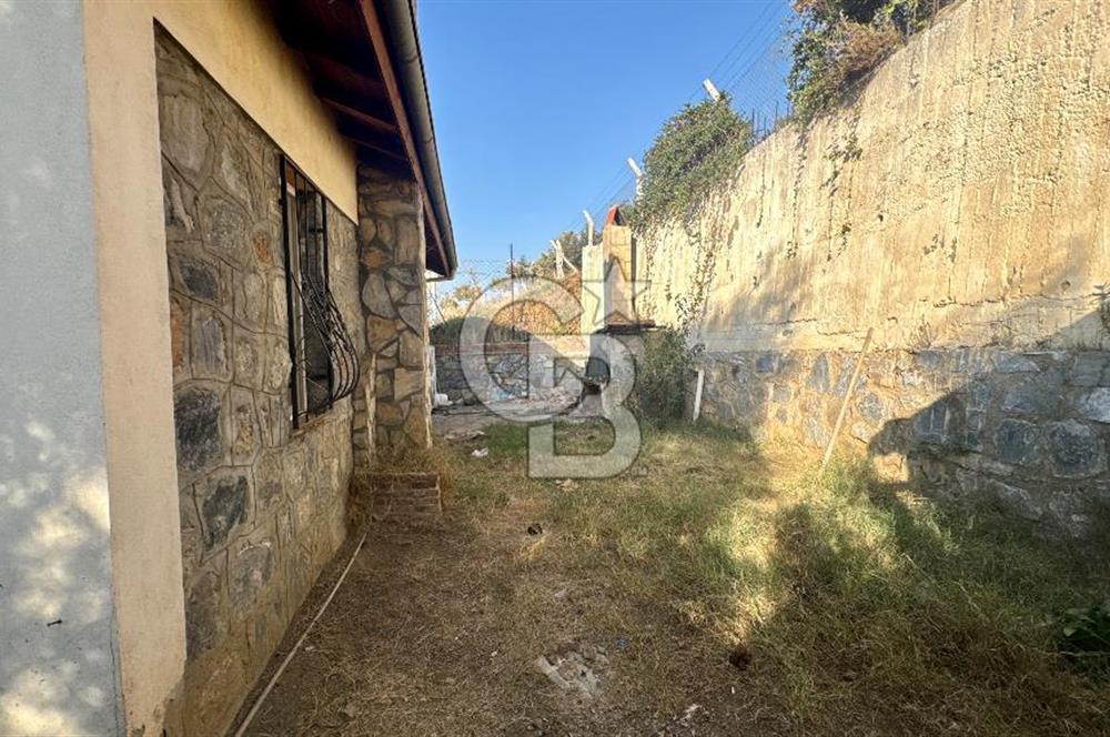 Selçuk Manzaralı, Müştemilatlı Satılık 3+1 Villa