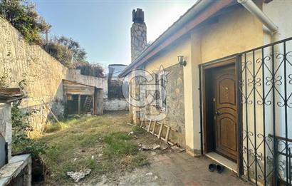 Selçuk Manzaralı, Müştemilatlı Satılık 3+1 Villa