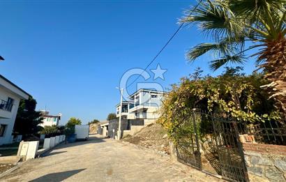 Selçuk Manzaralı, Müştemilatlı Satılık 3+1 Villa