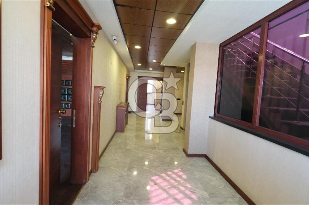 ANKARA GİMART ERCİYES SİTESİNDE SATILIK LÜKS TİCARİ BİNA