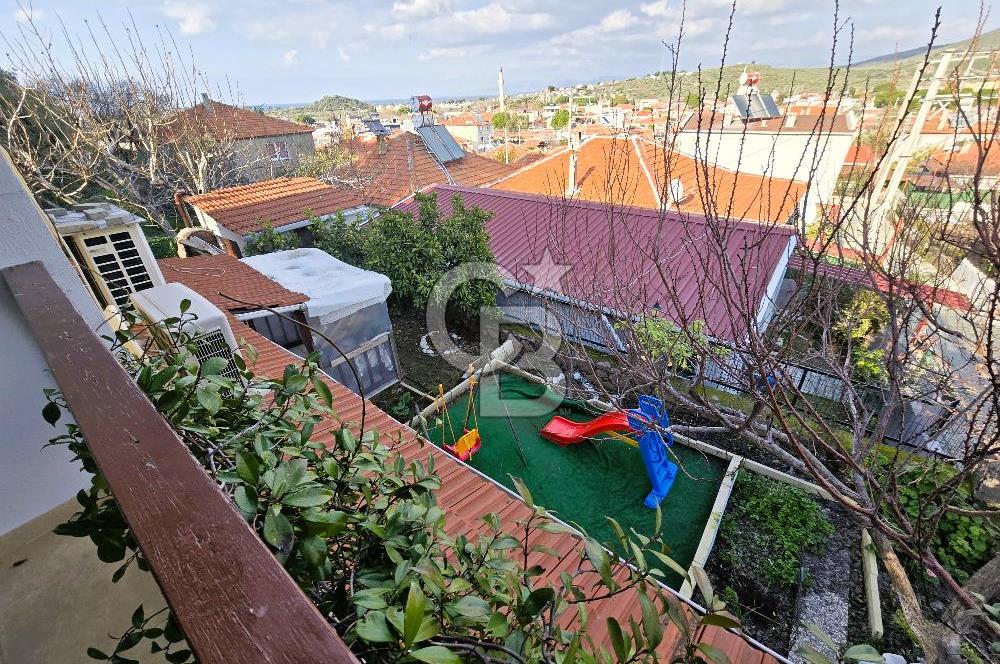 COLDWELL BANKER'DAN DİKİLİ BADEMLİDE 200M2 SATILIK MÜSTAKİL EV