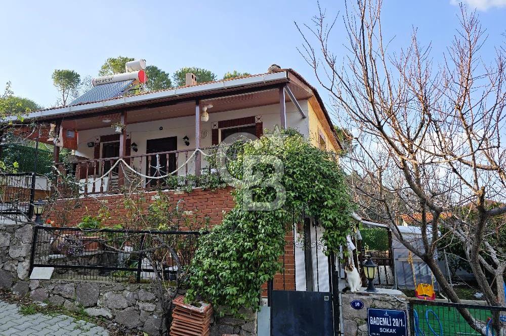 COLDWELL BANKER'DAN DİKİLİ BADEMLİDE 200M2 SATILIK MÜSTAKİL EV