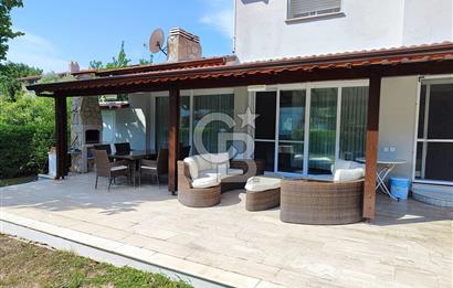 URLA ALTINKÖYÜN EN GÜZEL MEVKİİNDE TAM MÜSTAKİL SATILIK VİLLA