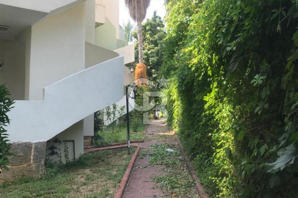 ALANYA OKURCALAR ÖZEL PLAJLI SİTEDE 2+1 SATILIK DAİRE