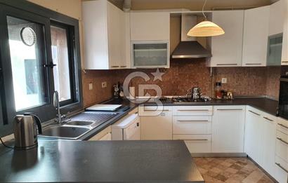 URLA İSKELE MAHALLESİNDE 5+2 VİLLA