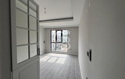 Körfez mahallesi'nde deniz manzaralı 1+1 satılık daire