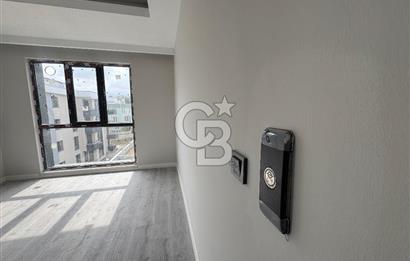 Körfez mahallesi'nde deniz manzaralı 1+1 satılık daire