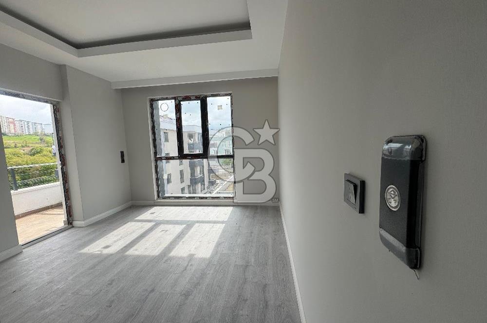 Körfez mahallesi'nde deniz manzaralı 1+1 satılık daire