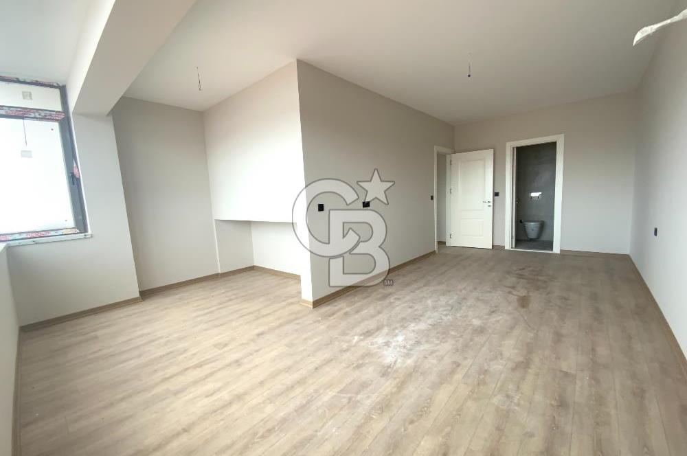 Karşıyaka Bahriye Üçok Satılık 4+1 Dubleks Daire Teraslı