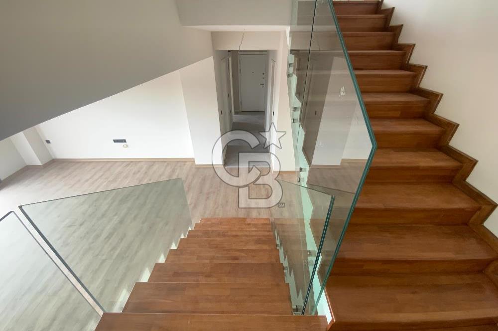 Karşıyaka Bahriye Üçok Satılık 4+1 Dubleks Daire Teraslı