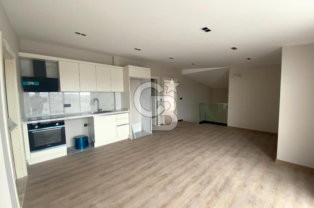 Karşıyaka Bahriye Üçok Satılık 4+1 Dubleks Daire Teraslı