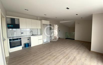 Karşıyaka Bahriye Üçok Satılık 4+1 Dubleks Daire Teraslı