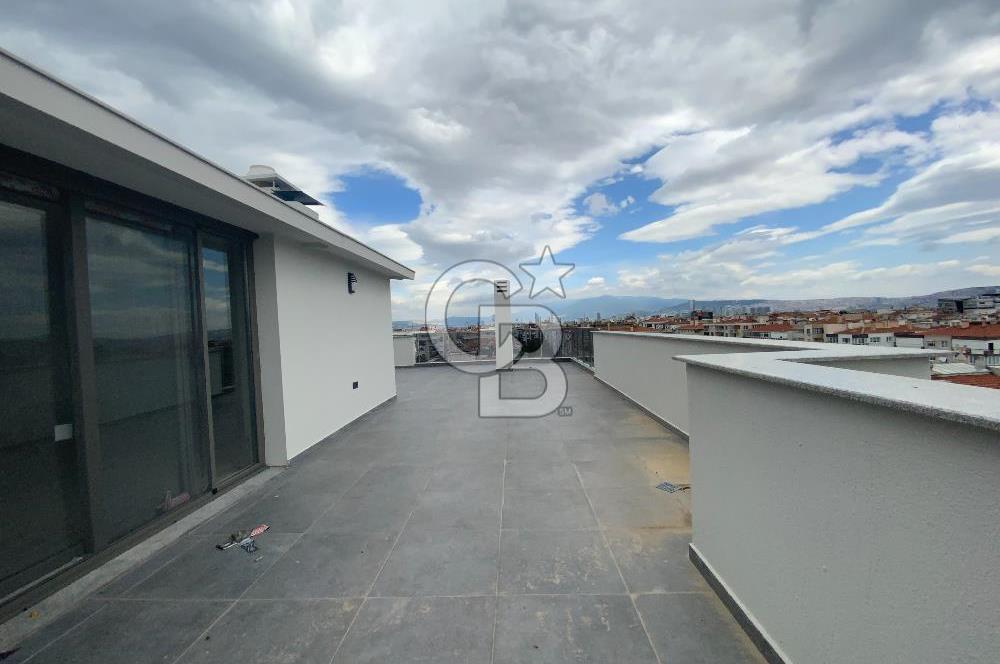 Karşıyaka Bahriye Üçok Satılık 4+1 Dubleks Daire Teraslı