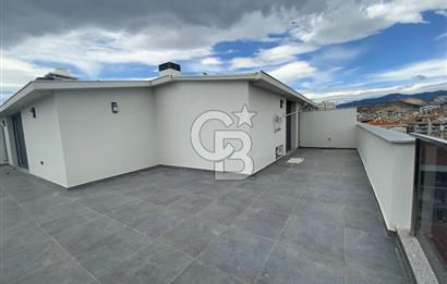 Karşıyaka Bahriye Üçok Satılık 4+1 Dubleks Daire Teraslı