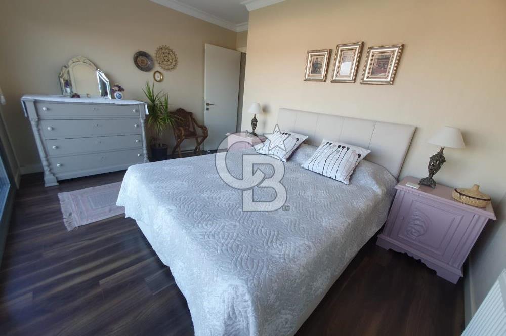 URLA İSKELE MAHALLESİNDE 5+2 VİLLA