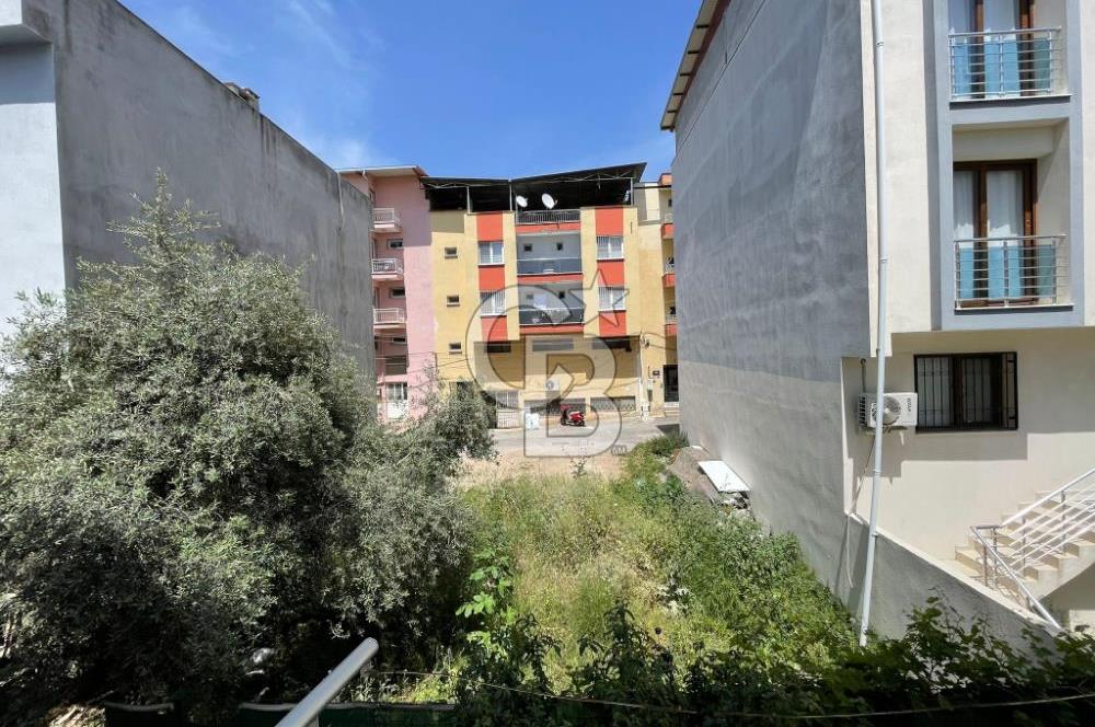 BAYRAKLI POSTACILAR’DA FERAH 2+1 SATILIK DAİRE 