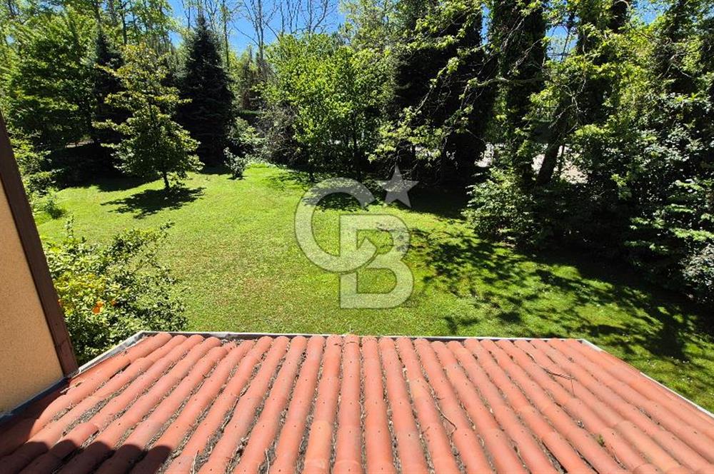 SAPANCA İPEKYOLU CADDESİ ÜZERİNDE 1.241M2 BAHÇELİ SATILIK VİLLA