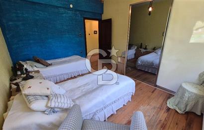 SAPANCA İPEKYOLU CADDESİ ÜZERİNDE 1.241M2 BAHÇELİ SATILIK VİLLA