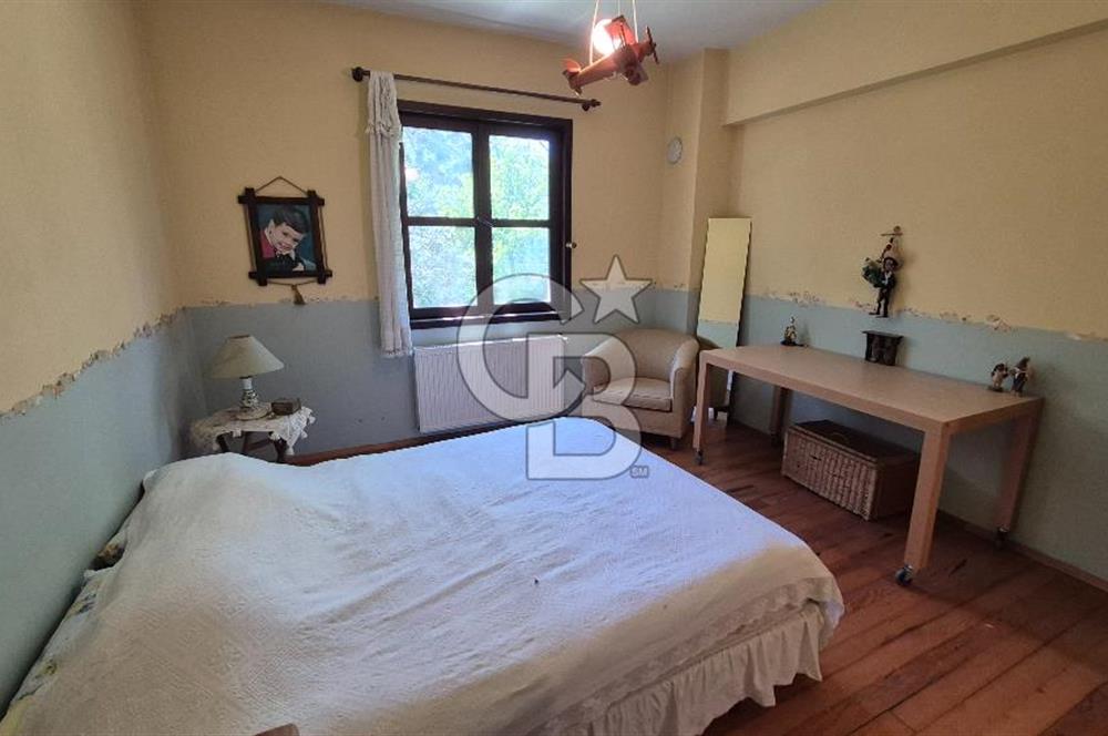 SAPANCA İPEKYOLU CADDESİ ÜZERİNDE 1.241M2 BAHÇELİ SATILIK VİLLA