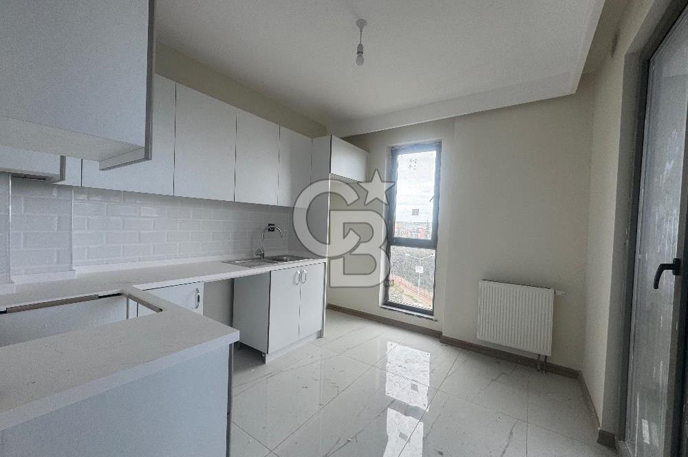 Millet bahçesi karşısı piazzaya yürüme mesfesi satılık 2+1 