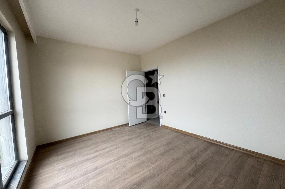 Millet bahçesi karşısı piazzaya yürüme mesfesi satılık 2+1 