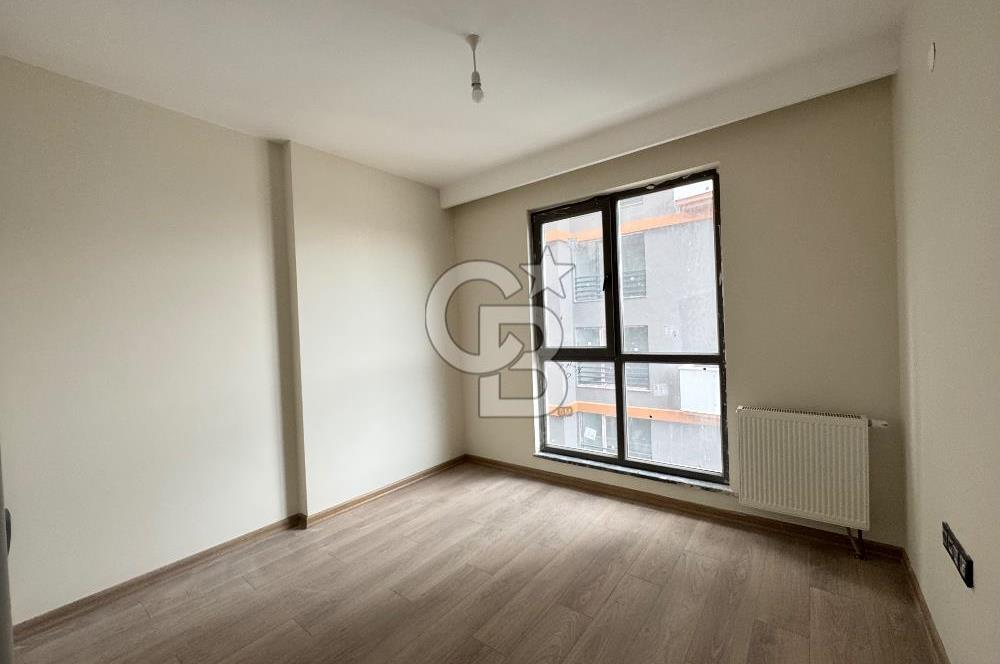 Millet bahçesi karşısı piazzaya yürüme mesfesi satılık 2+1 