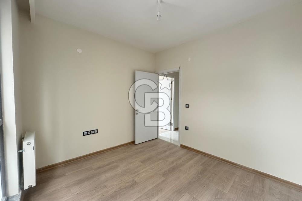 Millet bahçesi karşısı piazzaya yürüme mesfesi satılık 2+1 