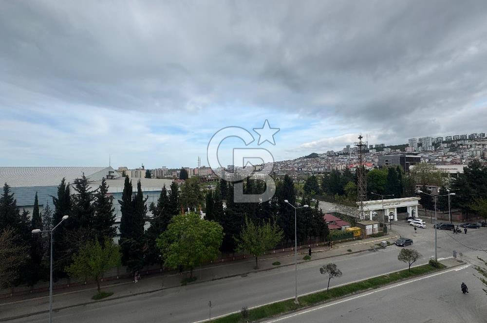 Millet bahçesi karşısı piazzaya yürüme mesfesi satılık 2+1 