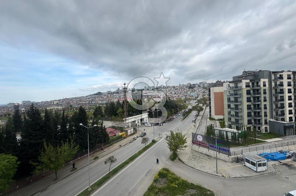 Millet bahçesi karşısı piazzaya yürüme mesfesi satılık 2+1 